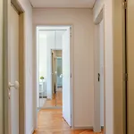 Apartment Hostwise - Bright & Spacious Flat W/ Garage *
