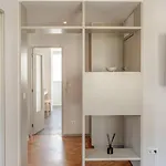 Hostwise - Bright & Spacious Flat W/ Garage Porto